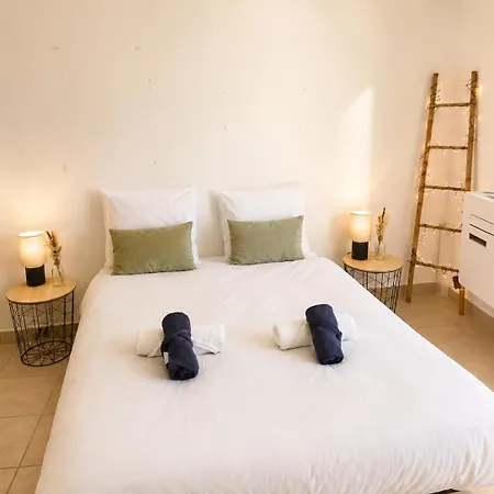 La Maison Des Remparts, Comfort, Ac & Balcony Апартаменти