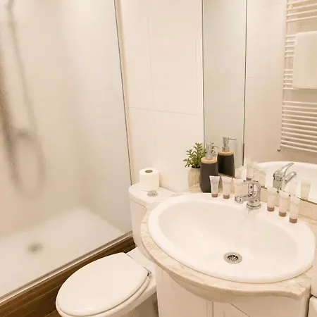 La Maison Des Remparts, Comfort, Ac & Balcony Апартаменти