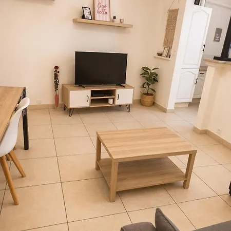 La Maison Des Remparts, Comfort, Ac & Balcony Апартаменти Антіб